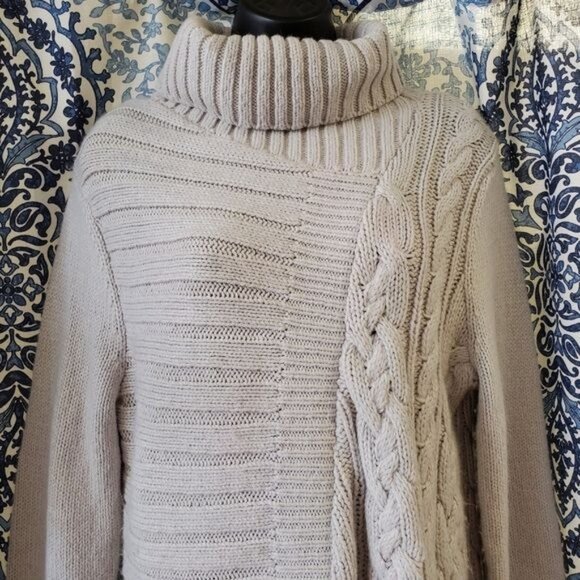 Sweater Simply Vera Wang Cable Knit Turtle Neck Asymmetrical Women's Size Large - Picture 2 of 12